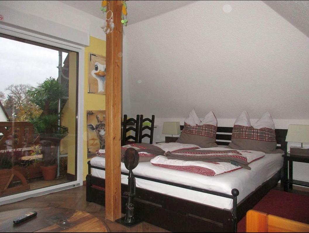 Ferienwohnung Am Wasserturm 호헨노이엔도르프 외부 사진