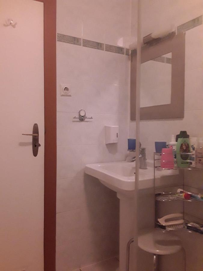 Ferienwohnung Am Wasserturm 호헨노이엔도르프 외부 사진